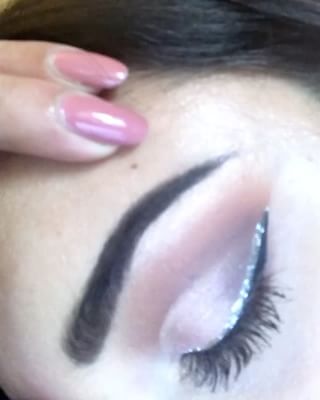 Habe heute diesen look kreiert. ❣️ Es werden noch einige Bilder und ein kleines Tutorial zu dem Look folgen. #makeup #glamsquad #makeupvideo #eyeliner #glitter #eyebrows #nakedcosmetics #germany #mua #beautypage #makeuppage #instaart #instatutorial #instamakeup #eyelashes #followme #like4like #likeforlike #follow4follow #makeupgirls #makeupaddiction #makeupfreak #eyebrows #germany #maccosmetics #urbandecay #makeupblog #pantenebridalcoutureweek