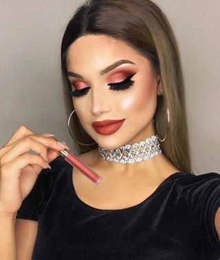 ?SALE ALERT? @gerardcosmetics is celebrating the launch of 4 new hydra matte ??colors and Labor Day with ?50%? off sitewide ??? Use code ??LaborSlay to apply the savings. I'm wearing "SEDONA" ?#GCSquad #gerardcosmetics