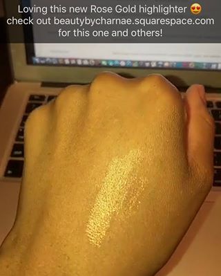 Check out my highlighters on my website! Affordable pricing great quality ? #highlightandcontour #highlight #blogger #makeuptutorial #blackgirls #affordablemakeup #affordableprice #beauty #beautyblogger
