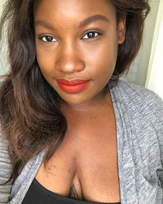 Nude face with a ?Face: @fentybeauty pro filt’r foundation 430 | @milkmakeup flex concealer Highlight: @yslbeauty touché eclat glow shot + #killawatt ‘metal moon’Blush: #matchstix shimmer ‘ridddic’Eyes: @lorealmakeup lash paradise mascara | @marcbeauty highliner (rococoa+ earthquake)Brows: @diormakeup powder brow pencilLips: @iluvsarahii x @colourpopcosmetics ultra matte liquid lip ‘arriba!’Nails: @maybelline (forgot the color!)#selfie #motd #fotd #makeup #makeupmobb #makeupdolls #makeuplover #makeupmafia #cocoaswatches #makeupaddict #makeupchickz #makeuphoneys #makeupjunkie  #slave2beauty #beauty #wakeupandmakeup #amrezy #glamtrashmakeup  #chrisspy #kluermoi #jackieaina #malimagic #muchmorethanbeauty #kilprity #fiercesociety #makeupformelaningirls #melaninbeautiesunite #melaninmakeup