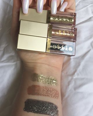 ?? Thanks to all the beautiful ladies for the shade recommendations @justcaitsthoughts Kitten Karma is soooo pretty ?? From top to bottom Golden Goddess, Kitten Karma and Molten Midnight by @stilacosmetics from @meccacosmetica ? #stilacosmetics #magnificentmetals #glitterandglow #eyeshadow #makeup #makeuplover