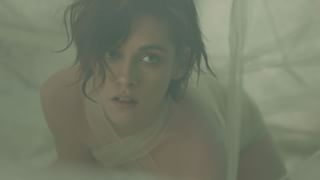 Before she was the designer Coco Chanel, she was Gabrielle. A rebel at heart, passionate and self-ruling, she freed herself to become the woman she wanted to be. #TheCHANELGABRIELLEfragrance#GabrielleChanel