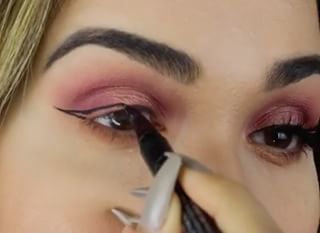 #Repost @sophieloveshermakeup wearing @flutterflufflashes in Lola Lux XL ・・・Blend blend blend ✨??yesterday's look using @hudabeauty Rose Gold Palette.#hudabeauty ✨Base: @toofaced #bornthisway foundation in Nude and @cledepeaubeauteus ivory concealer, @lauramercier translucent powder✨Contour and Blush: @benefitcosmetics #cheekathonpalette @anastasiabeverlyhills shadow stick ✨Brows: @benefitcosmetics Precisely My Brow #6 and Ka-Brow #5 ✨Highlight: @anastasiabeverlyhills So Hollywood✨Lips: @anastasiabeverlyhills Matte Lipstick Spice ❤️❤️❤and @katvondbeauty lip Liner in D Minor✨Lashes: @flutterflufflashes Lola Lux XL✨Brushes: @morphebrushesNecklace: @fabula.jewels Lenses: @cloeique Flourite Luxe from @luxelenses #toofaced #kyliejenner #trendingatsephora #dubai #mydubai #hudabeauty #dubaimakeup #dubaiblogger #undiscovered_muas #benefitcosmetics  #powerofmakeup #hudabeauty #makeupaddict #beautyblogger #dubaibeautyblogger  #benefitbrows #beautyaddict  #benefitcosmetics #bblogger #hudabeautyseptember18 #hudabeautydesertdusk #hudabeautyrosegoldpalette #hudabeautydesertduskpalette