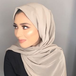 So so so beautiful ? Allah humma barik laha ______________________________________________#hudabeauty #shophudabeauty #lillyghalichi #anastasiabeverlyhills #dipbrow #PowerofMakeup #slavetobeauty #makeupslaves #zukreat #artistofmakeup #morphebrushes #makeupgeekcosmetics #vegas_nay #nyxcosmetics #toofaced #tartecosmetics #tarteskin #universalhairandmakeup #universodamaquiagem_ @makegirlz @wakeupandmakeup @hudabeauty #hudabeauty @shophudabeauty @anastasiabeverlyhills @brian_champagne @makeupviddeoss #makeupviddeoss @makegirlz @bodmonlikes @glamvids #hairmakeupdiary @styleartists #makegirlz #opvlashes #hypnaughtypower #anastasiabeverlyhills #abhbrows #slavetobeauty #shophudabeauty #monakattan #dollhousedubai #wakeupandmakeup #GhalichiGlam