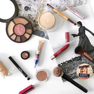 Still love my @tartecosmetics Rainforest After Dark palette ???