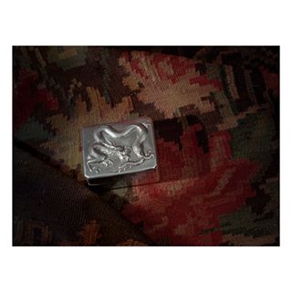 #RomanRhapsody1. A small box adorned with a dragon, belonging to actress @chiaramastroianni. “I used to play with it a lot when I was a kid in Italy,” says Chiara. “I love boxes and the mystery that comes with them. And the dragon is a figure that has always fascinated me. Like many children, I loved being scared by legends, fairy tales and witchcraft. I still do!”2. A custom-made bracelet, selected by artist and filmmaker @sofia.mattioli. “My parents had it made for my 18th birthday,” says Sofia. “It has ‘Psyché’ on it written in Greek, which translates to 'soul’.”Special belongings of the characters from the upcoming #GucciCruise18 campaign. Still life: Polly Brown @pollyholiday. #AlessandroMichele-Gucci has made every effort to trace the relevant rightsholders of the objects represented in the photographs. In those instances where rightsholders could not be identified, Gucci kindly requests that any information concerning such rightsholders be forwarded so that appropriate contacts can be made.-